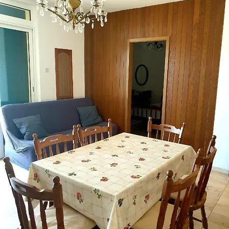 Galeb Apartment Grebastica
