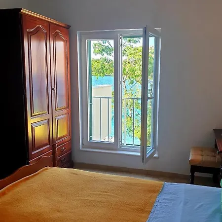 Galeb Apartment Grebastica